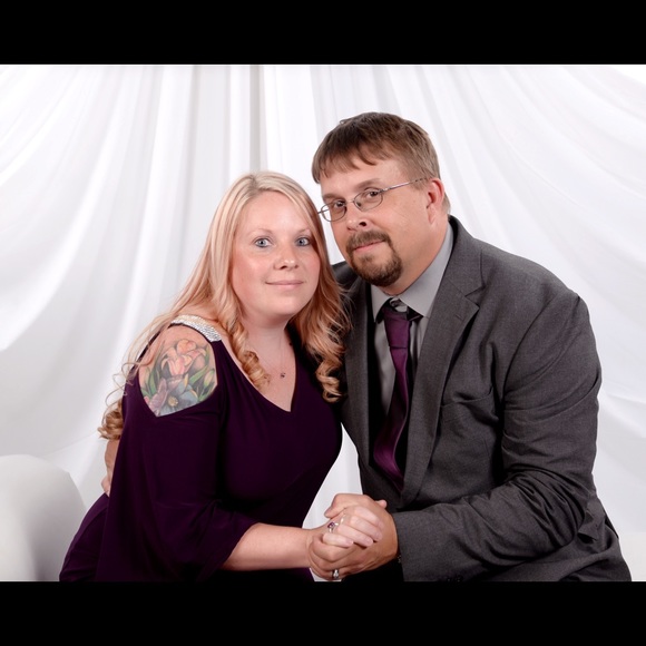 Meet your Posher, Desiree - Picture 1 of 3